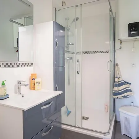 Apartment Calme Et Serenite - Balcon - Parking 1 Place *